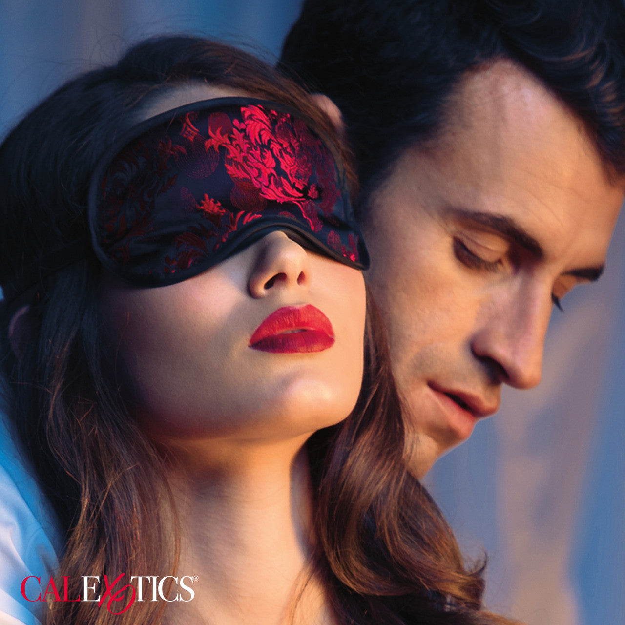 Scandal Blackout Eye Mask - Thorn & Feather